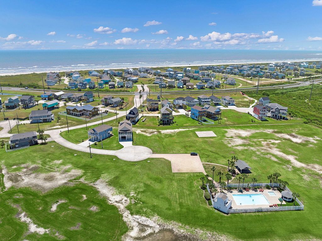 3803 Carmel Court, Galveston, TX 77554
