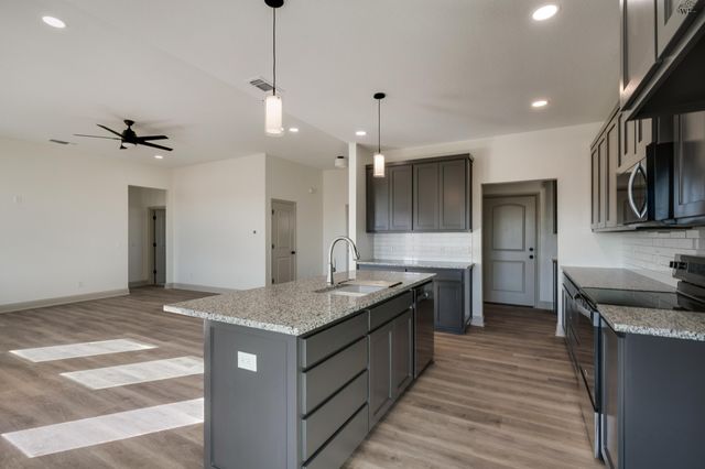 1426 AMHERST STREET, Burkburnett, TX 76354