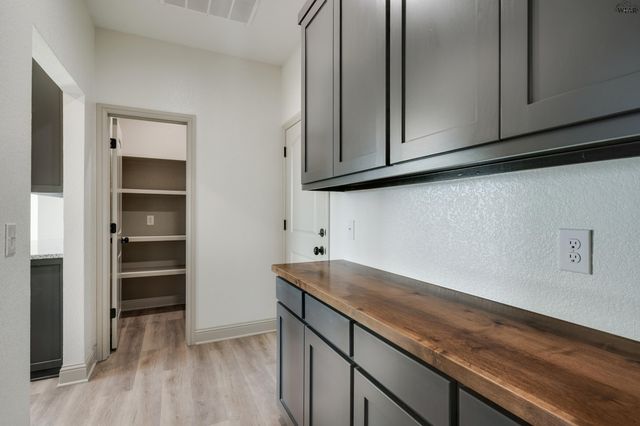 1426 AMHERST STREET, Burkburnett, TX 76354