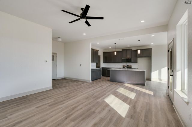 1426 AMHERST STREET, Burkburnett, TX 76354