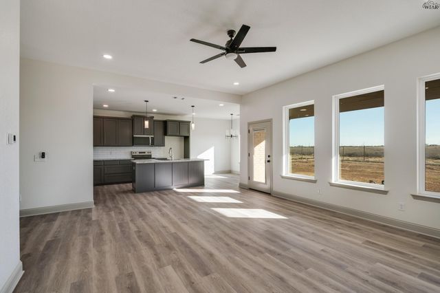 1426 AMHERST STREET, Burkburnett, TX 76354