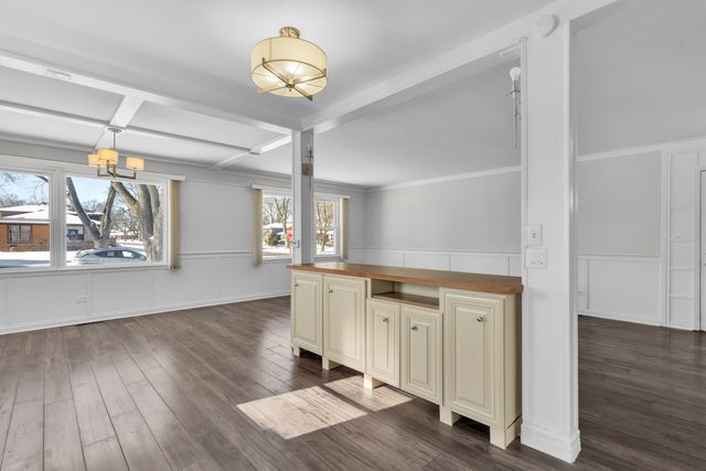 503 La Salle Street, Des Plaines, IL 60016