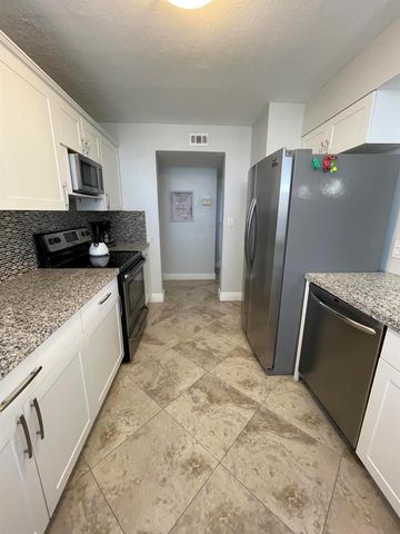 955 Dotterel Road 2511, Delray Beach, FL 33444