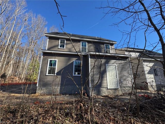 110 Blue Crab Pointe, Poquoson, VA 23662