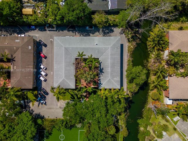 6330 SW 79th Street 6, South Miami, FL 33143