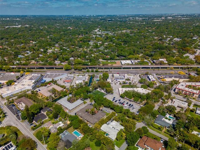 6330 SW 79th Street 6, South Miami, FL 33143