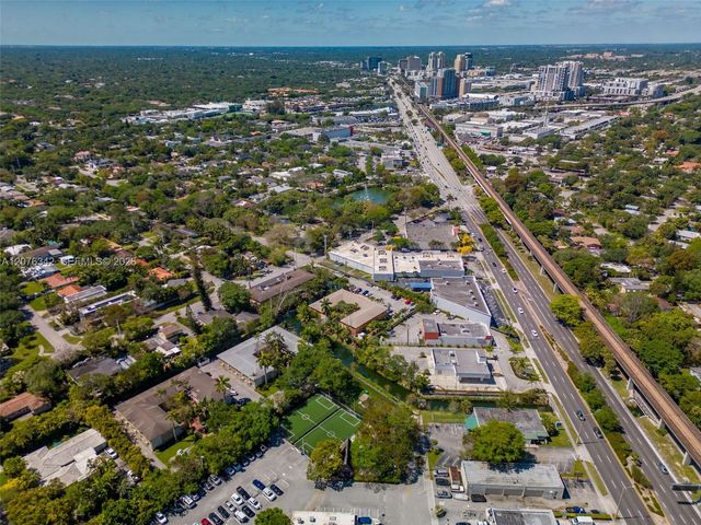 6330 SW 79th Street 6, South Miami, FL 33143