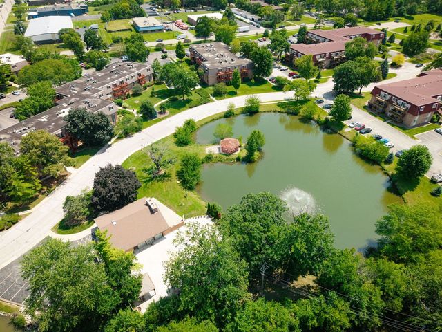 1895 Tall Oaks Drive 3508, Aurora, IL 60505