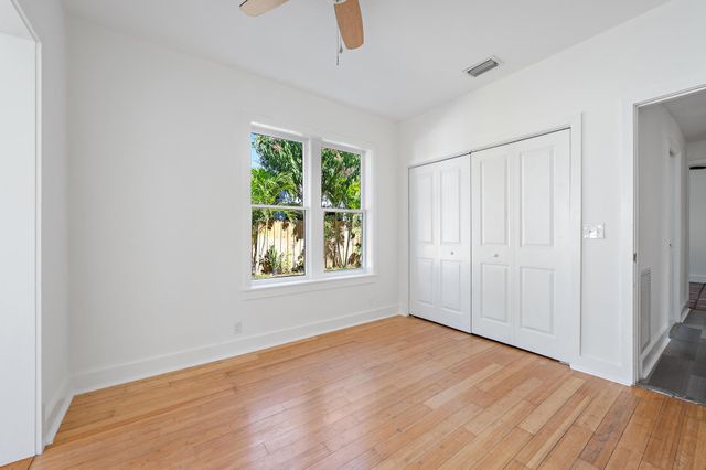 429 48th Street, West Palm Beach, FL 33407