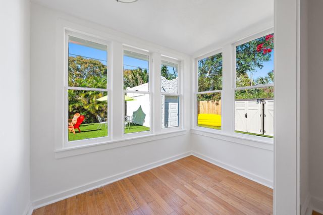 429 48th Street, West Palm Beach, FL 33407