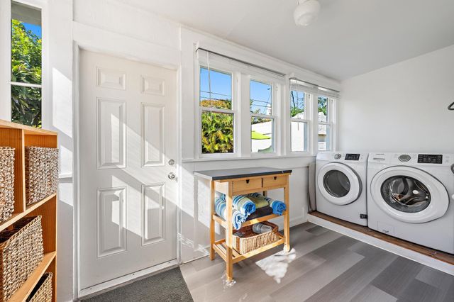 429 48th Street, West Palm Beach, FL 33407