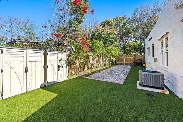 429 48th Street, West Palm Beach, FL 33407