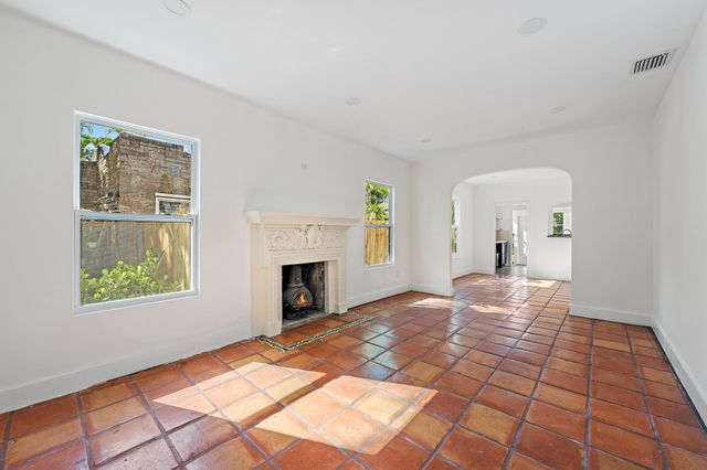 429 48th Street, West Palm Beach, FL 33407