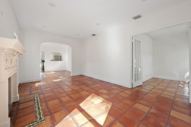 429 48th Street, West Palm Beach, FL 33407