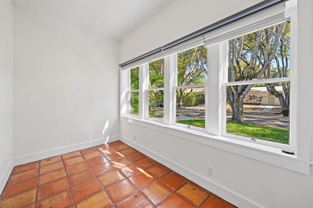 429 48th Street, West Palm Beach, FL 33407