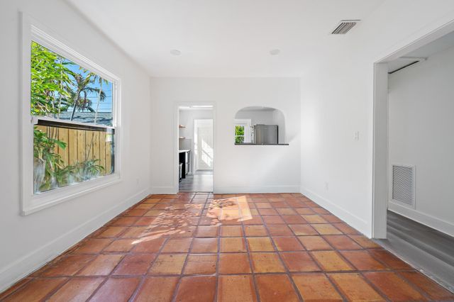 429 48th Street, West Palm Beach, FL 33407