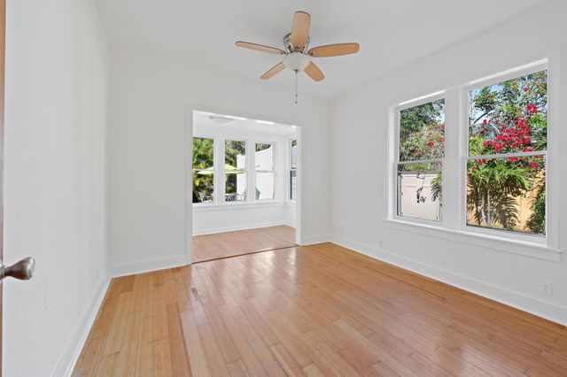 429 48th Street, West Palm Beach, FL 33407