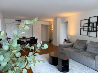 20505 E Country Club Dr 236, Aventura, FL 33180