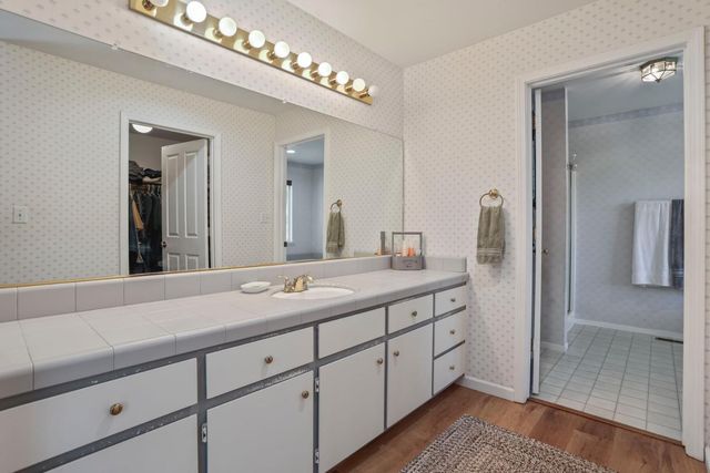 556 Blue Herron Ct, Valley Springs, CA 95252