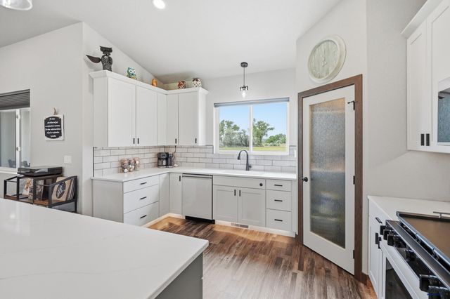 6242 GREENFIELD DR, Rapid City, SD 57703