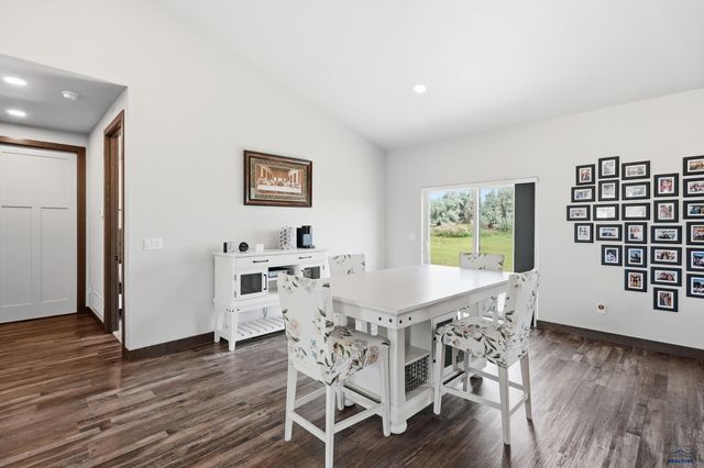 6242 GREENFIELD DR, Rapid City, SD 57703
