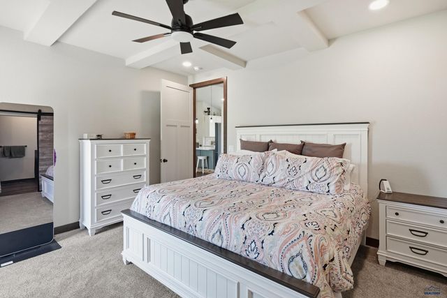 6242 GREENFIELD DR, Rapid City, SD 57703