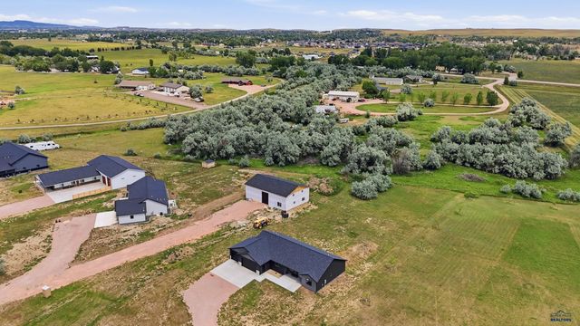 6242 GREENFIELD DR, Rapid City, SD 57703