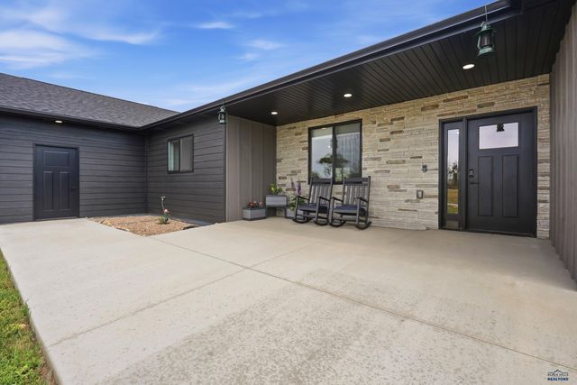 6242 GREENFIELD DR, Rapid City, SD 57703