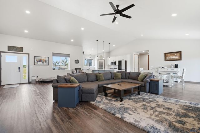 6242 GREENFIELD DR, Rapid City, SD 57703