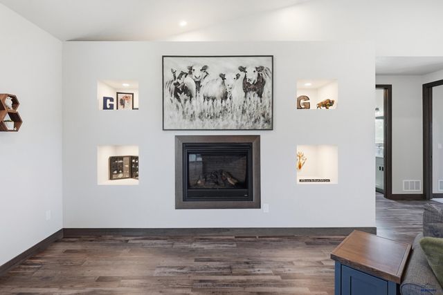 6242 GREENFIELD DR, Rapid City, SD 57703