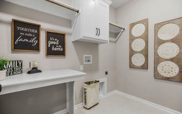 3808 W 187th Street, Overland Park, KS 66085