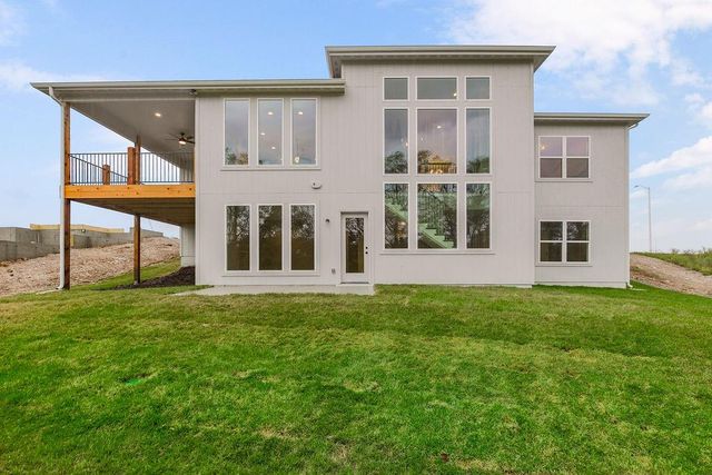 3808 W 187th Street, Overland Park, KS 66085