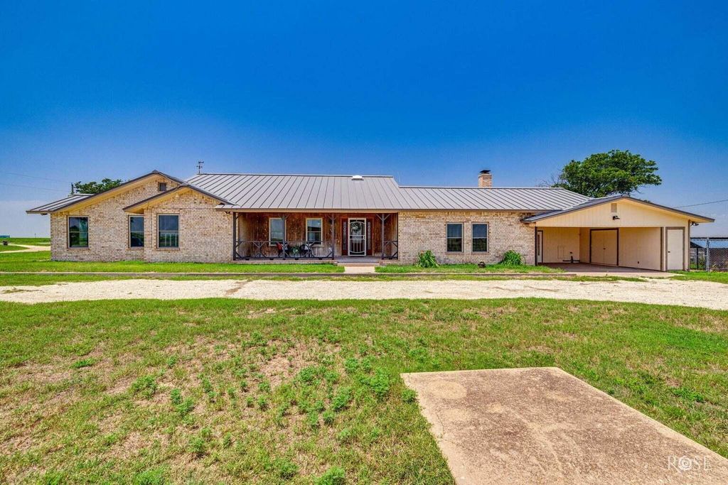 Image 1 of property listing at 12326 E Veribest Road, Miles, TX 76861