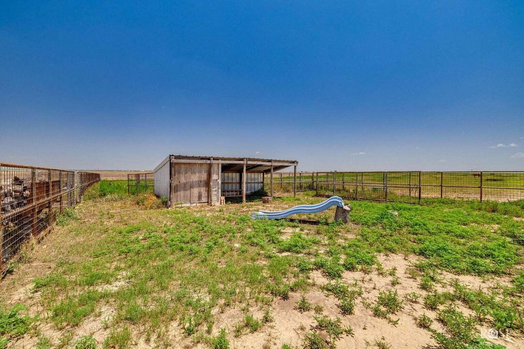 Image 44 of property listing at 12326 E Veribest Road, Miles, TX 76861