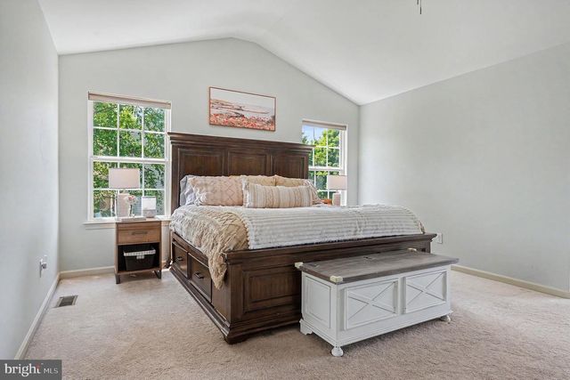 2885 FAGLEYSVILLE RD, Gilbertsville, PA 19525