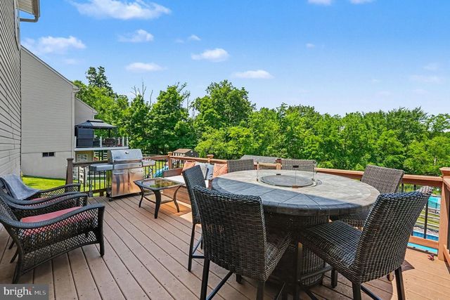2885 FAGLEYSVILLE RD, Gilbertsville, PA 19525
