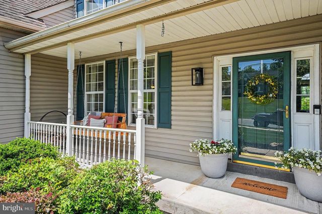 2885 FAGLEYSVILLE RD, Gilbertsville, PA 19525