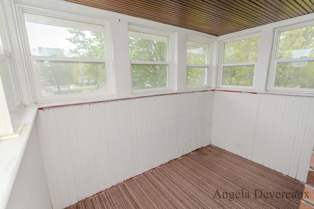 110 E Main Street, Edmore, MI 48829