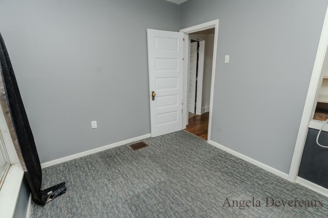 110 E Main Street, Edmore, MI 48829