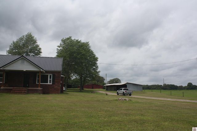 779 State Route 564, Mayfield, KY 42066