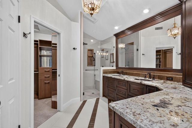 645 E Champlain # 129, Fresno, CA 93730