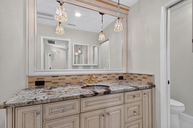 645 E Champlain # 129, Fresno, CA 93730