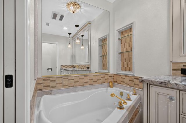 645 E Champlain # 129, Fresno, CA 93730