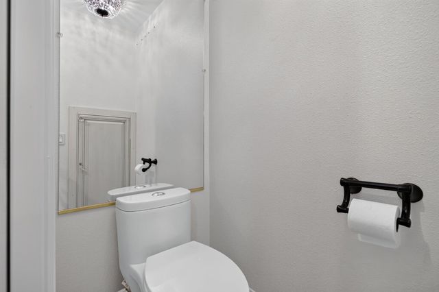 645 E Champlain # 129, Fresno, CA 93730