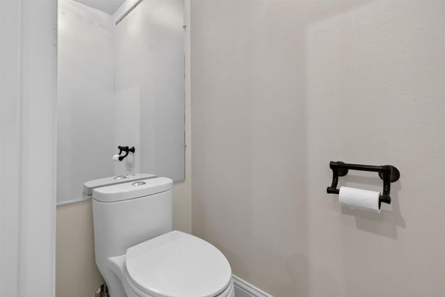 645 E Champlain # 129, Fresno, CA 93730