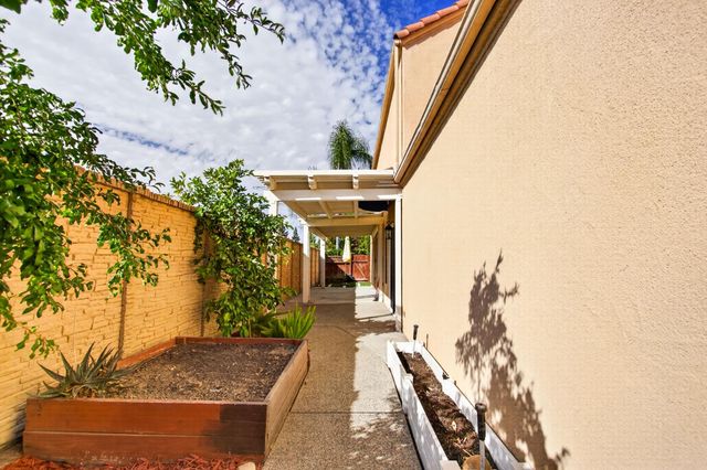 645 E Champlain # 129, Fresno, CA 93730