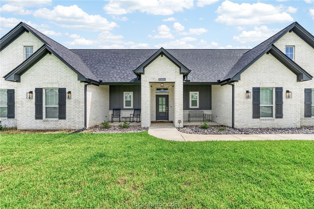 10104 Crown Point, Iola, TX 77861 — photo 5