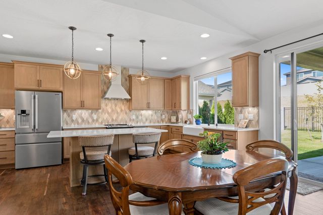 24625 E Blue Ridge Ave, Liberty Lake, WA 99019