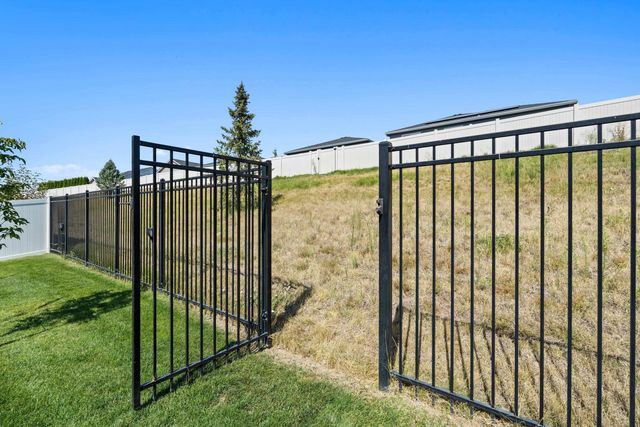 24625 E Blue Ridge Ave, Liberty Lake, WA 99019