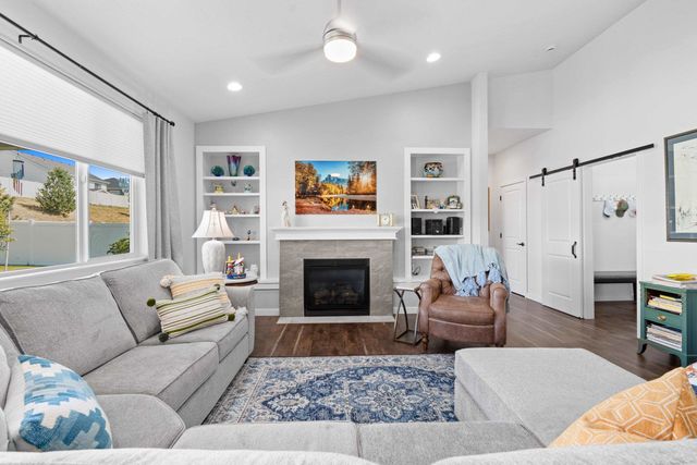 24625 E Blue Ridge Ave, Liberty Lake, WA 99019